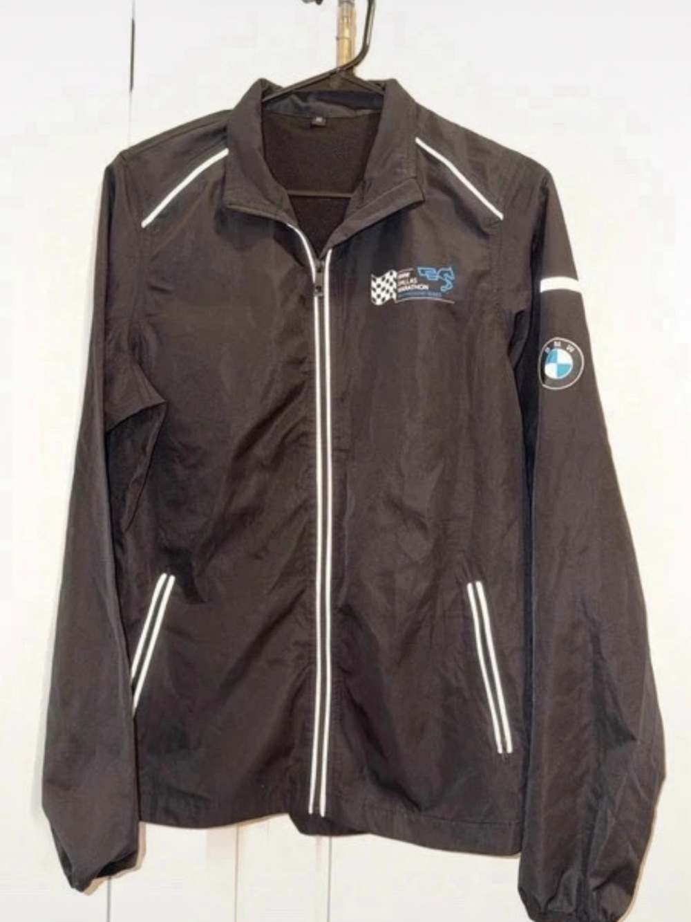 VGC- Medium Dallas BMW Motorsport Men's Black Lightweight Zip Jacket
